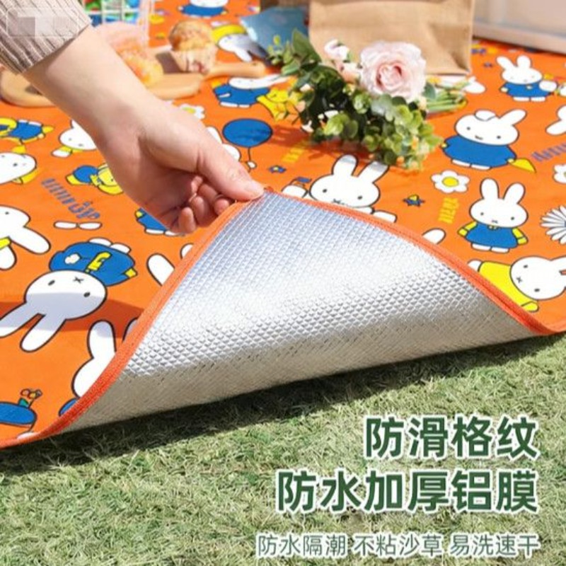 Miffy Rabbit Pattern Foldable  - Fire Blanket Kitchen 评论和价格